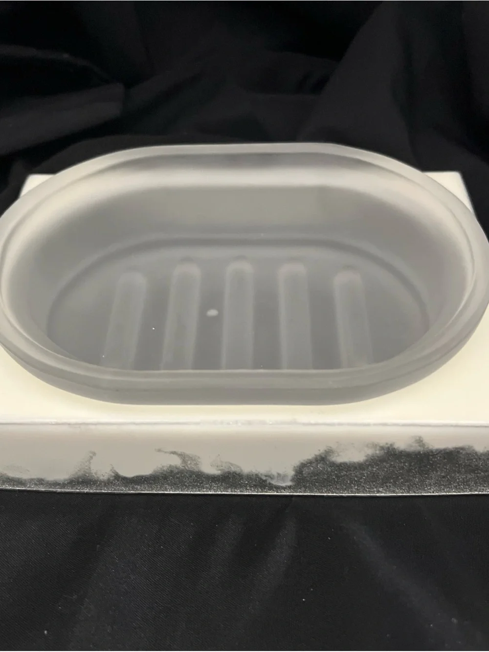 NWOT Mike & Ally Lava Pure White /Silver Rectangle Soap Dish